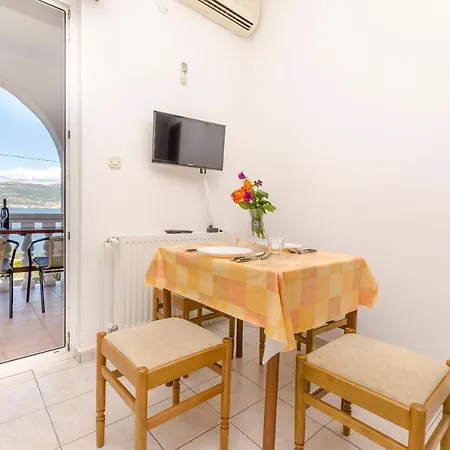Apartments Tomislav Trogir Exterior photo