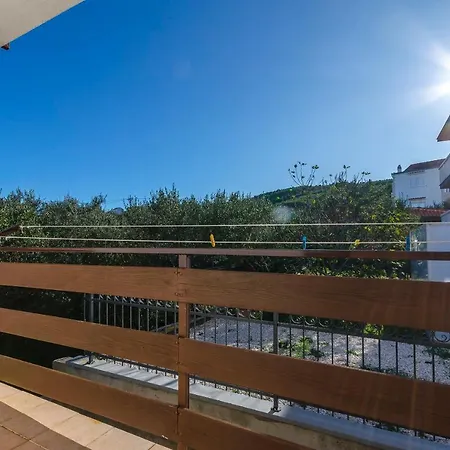 Apartments Tomislav Trogir Exterior photo