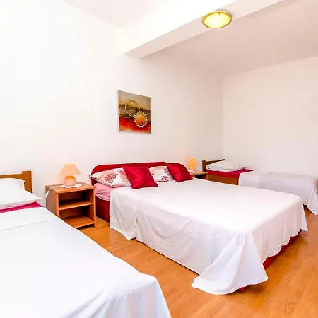 Apartments Tomislav Trogir Exterior photo