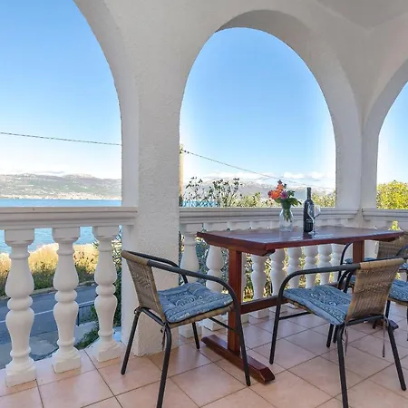 Apartments Tomislav Trogir Exterior photo